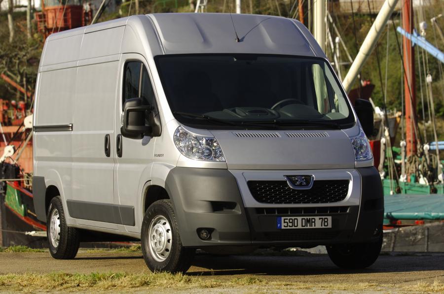  Peugeot Boxer 2006 года  (фото 32 из 81)